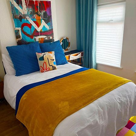 Bloom19 Traditional Belfast Entire House 10 Mins From City Centre Zewnętrze zdjęcie